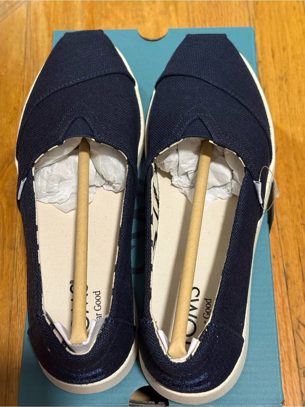Toms Classic Navy Shoes Womens - Picture 2 of 5